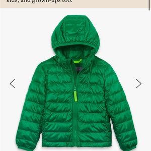 Primary Kids lightweight puffer jacket size 3